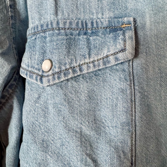 Levi’s Essential Western Denim Shirt - Cool Out - Size XL - Picture 5 of 7